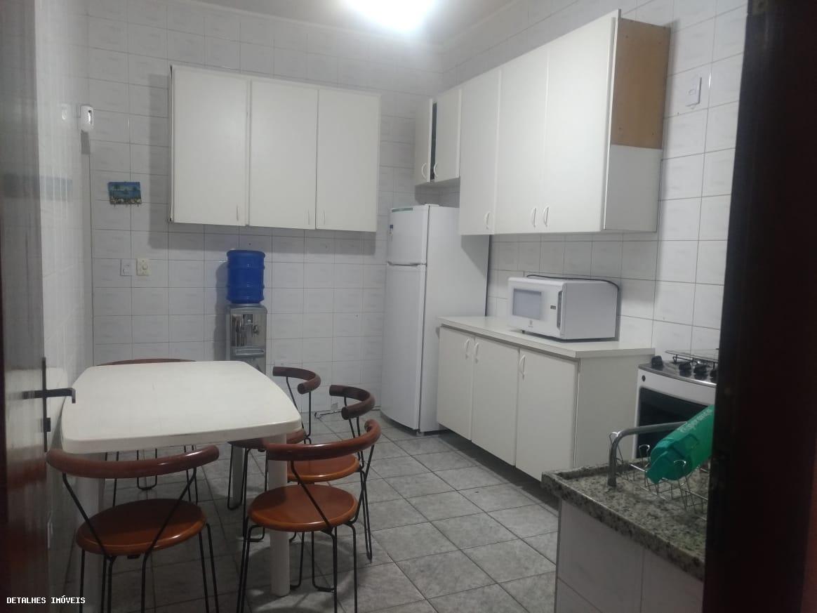 Casa à venda com 3 quartos, 313m² - Foto 27