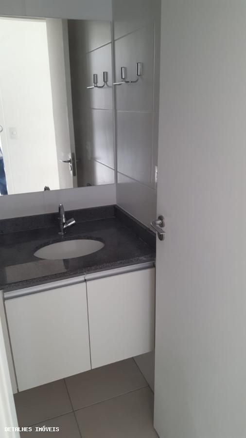 Apartamento para alugar com 2 quartos, 82m² - Foto 23