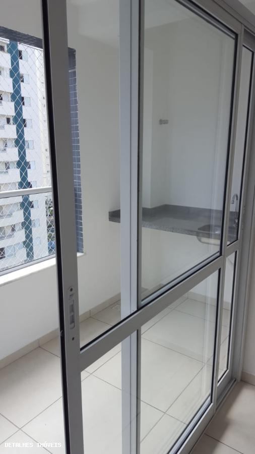 Apartamento para alugar com 2 quartos, 82m² - Foto 4