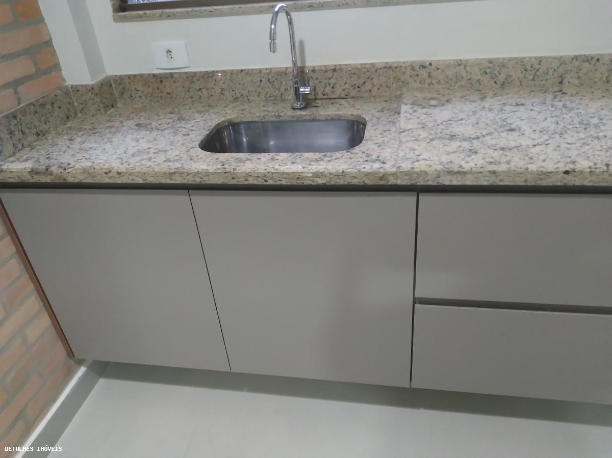 Apartamento à venda com 4 quartos, 220m² - Foto 31