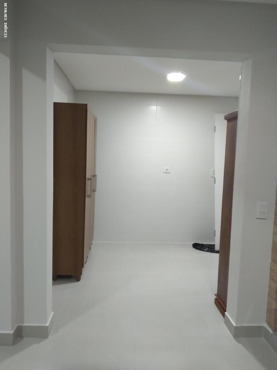 Apartamento à venda com 4 quartos, 220m² - Foto 38