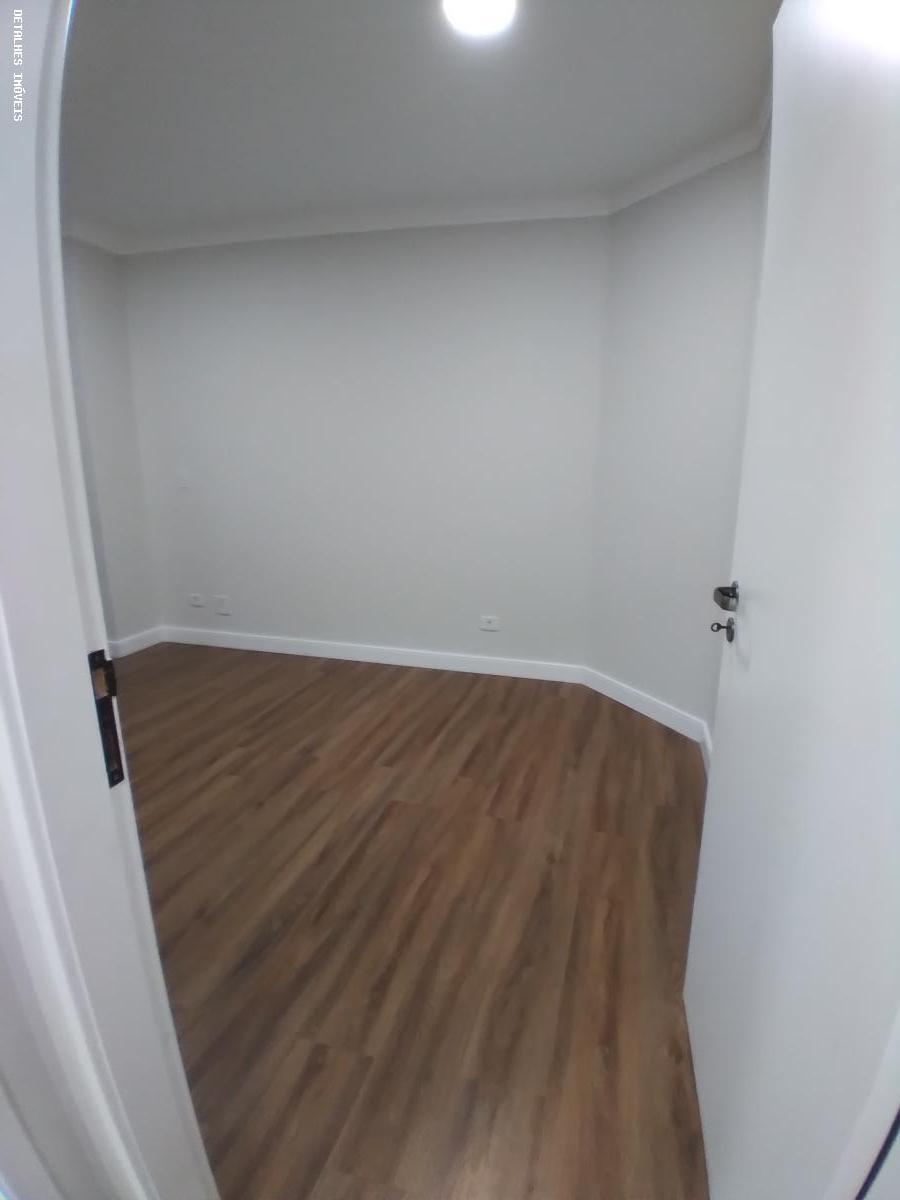 Apartamento à venda com 4 quartos, 220m² - Foto 24