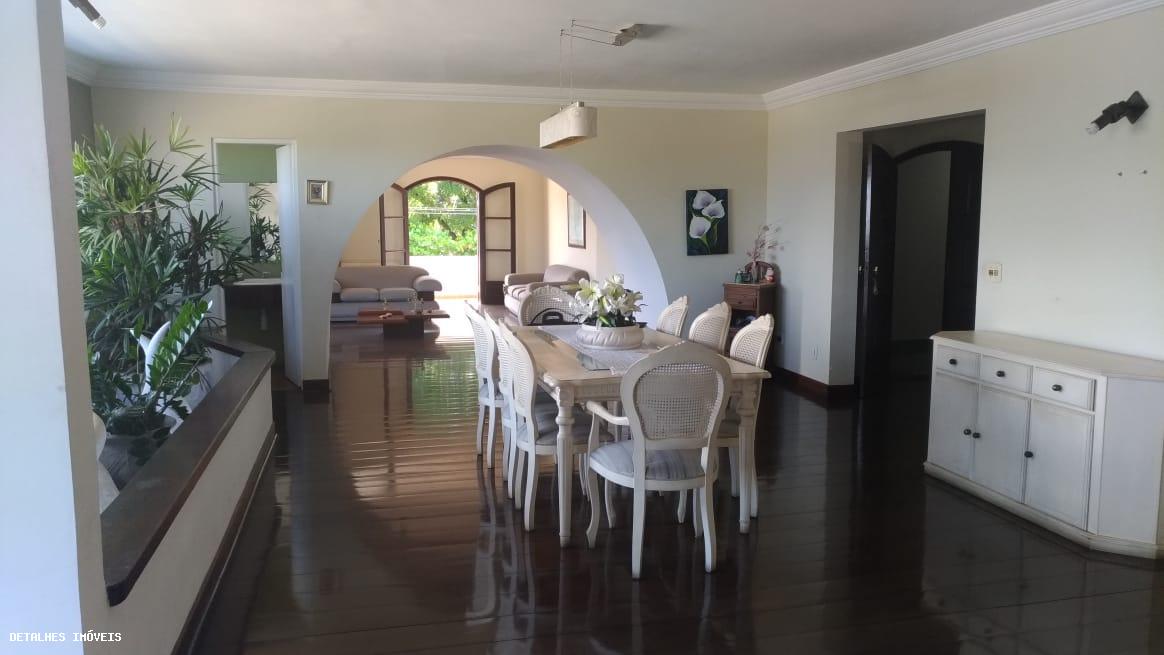 Apartamento para alugar com 3 quartos, 287m² - Foto 1