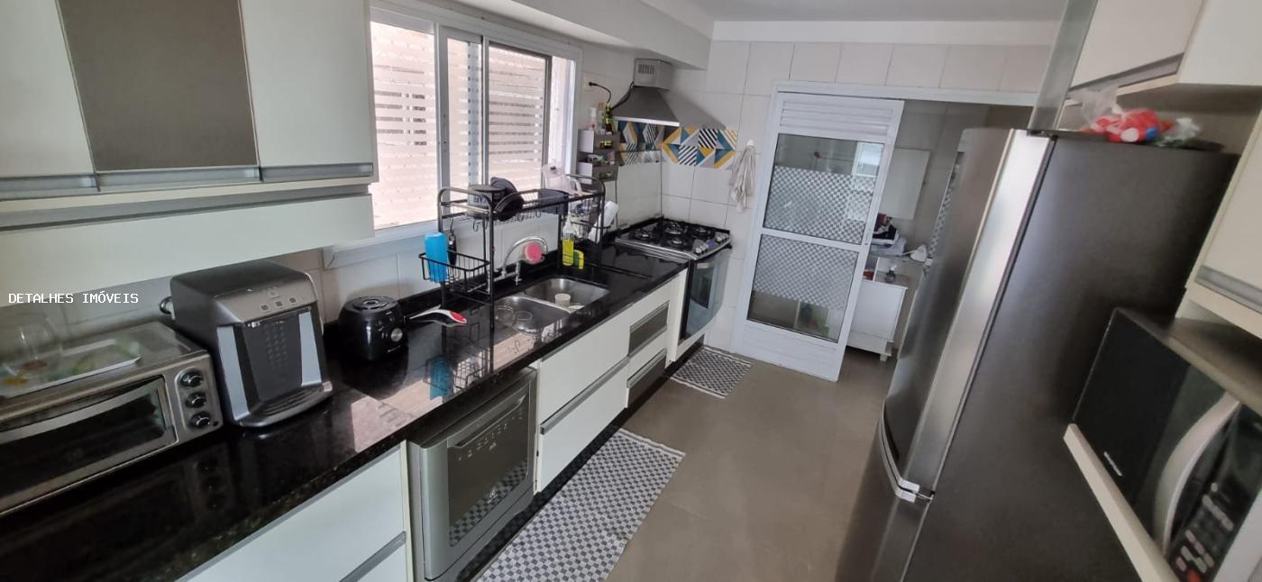 Apartamento à venda com 4 quartos, 167m² - Foto 6