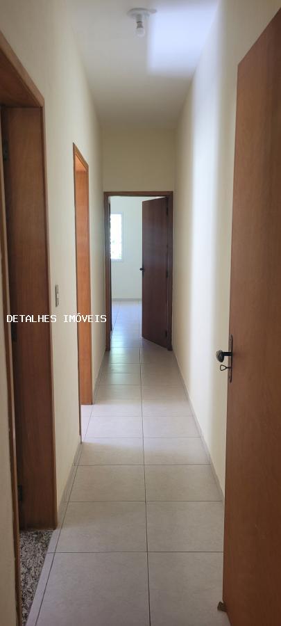 Casa à venda com 2 quartos, 169m² - Foto 12