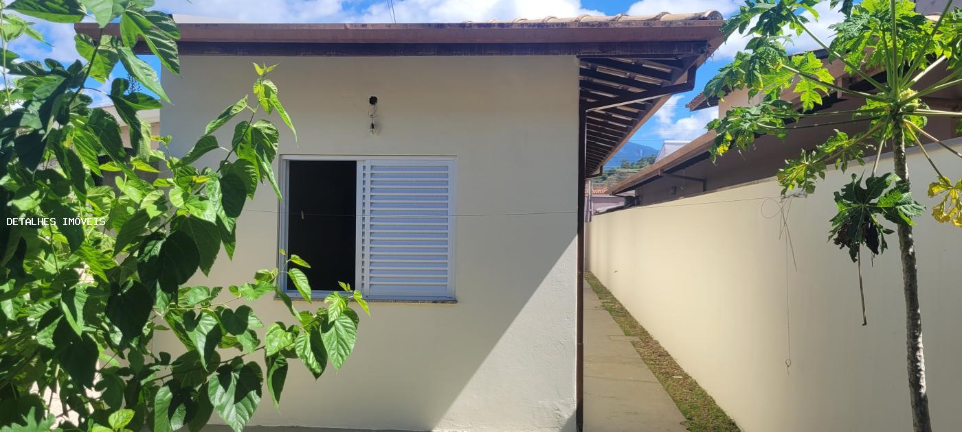 Casa à venda com 2 quartos, 169m² - Foto 19