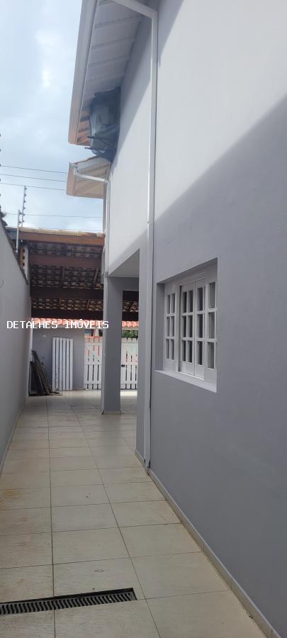 Casa à venda com 3 quartos, 156m² - Foto 3