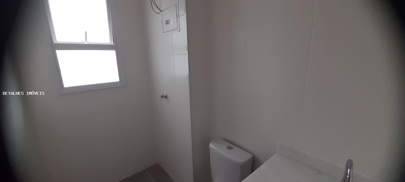 Apartamento à venda com 3 quartos, 68m² - Foto 4