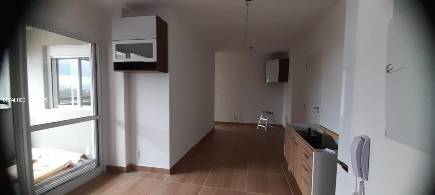 Apartamento à venda com 3 quartos, 68m² - Foto 3