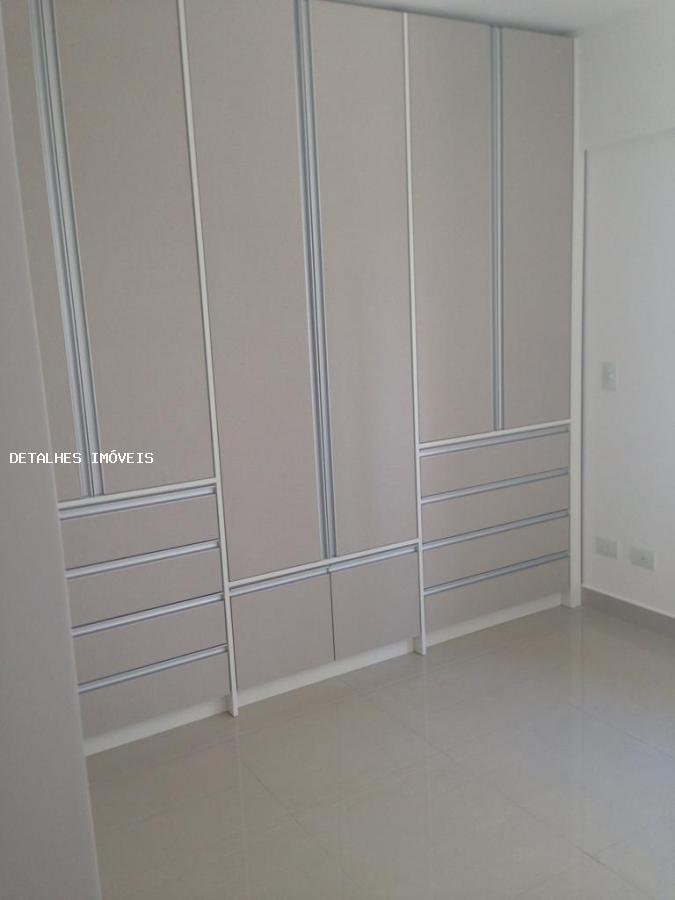 Apartamento para alugar com 2 quartos, 80m² - Foto 5