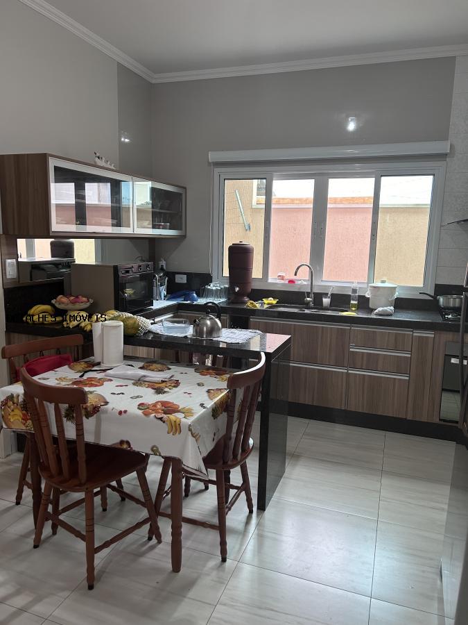 Casa de Condomínio à venda com 3 quartos, 175m² - Foto 14