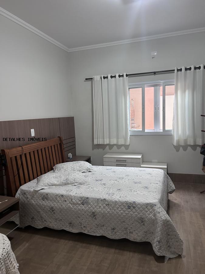 Casa de Condomínio à venda com 3 quartos, 175m² - Foto 21