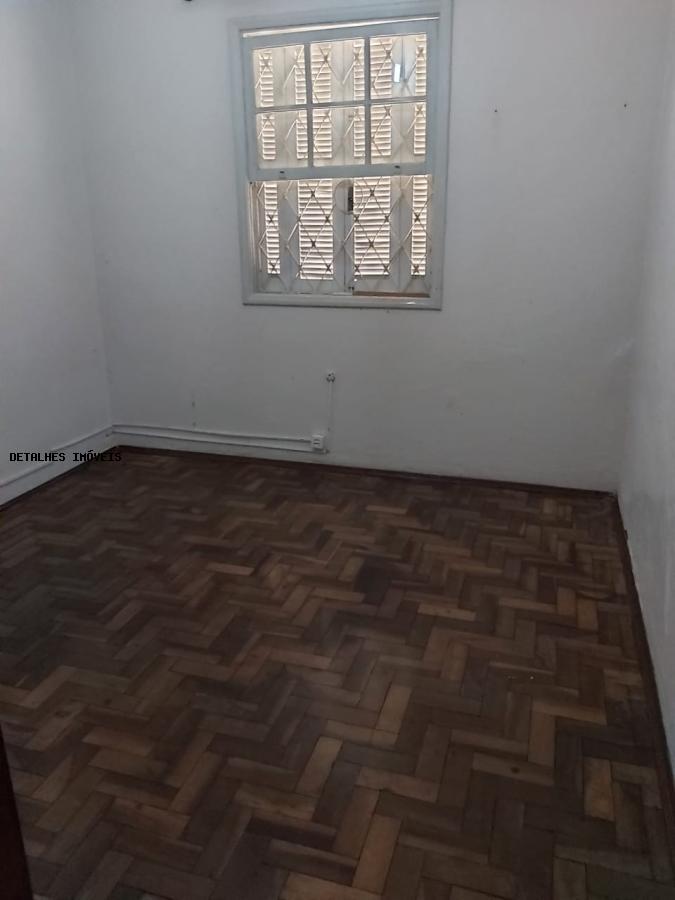 Casa à venda com 2 quartos, 135m² - Foto 8