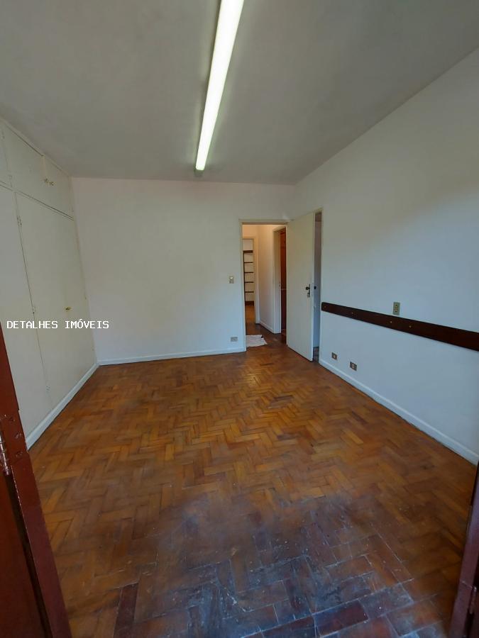 Casa para alugar com 3 quartos, 100m² - Foto 7