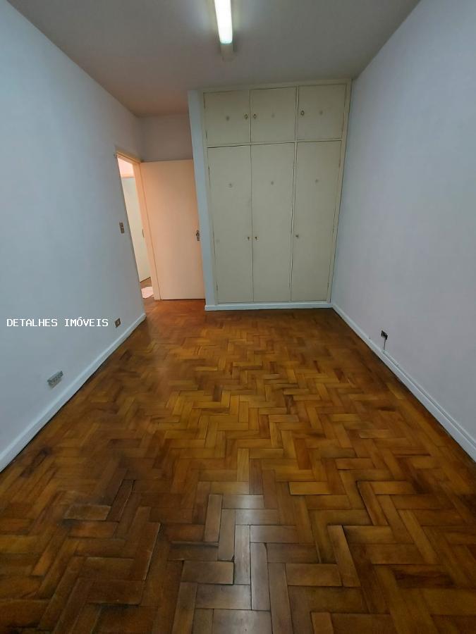 Casa para alugar com 3 quartos, 100m² - Foto 14