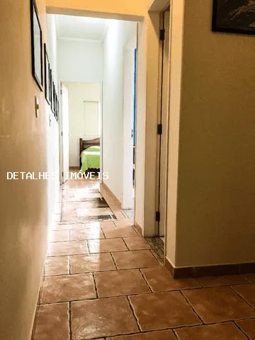 Casa para alugar com 3 quartos, 200m² - Foto 6