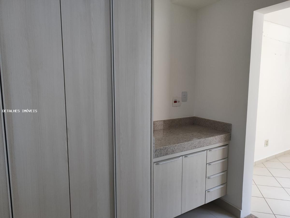 Apartamento à venda com 3 quartos, 350m² - Foto 9