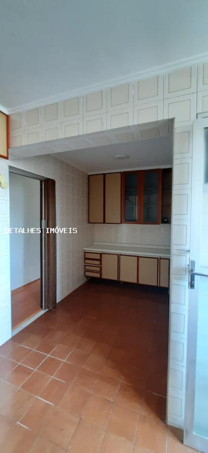 Apartamento à venda com 3 quartos, 82m² - Foto 1