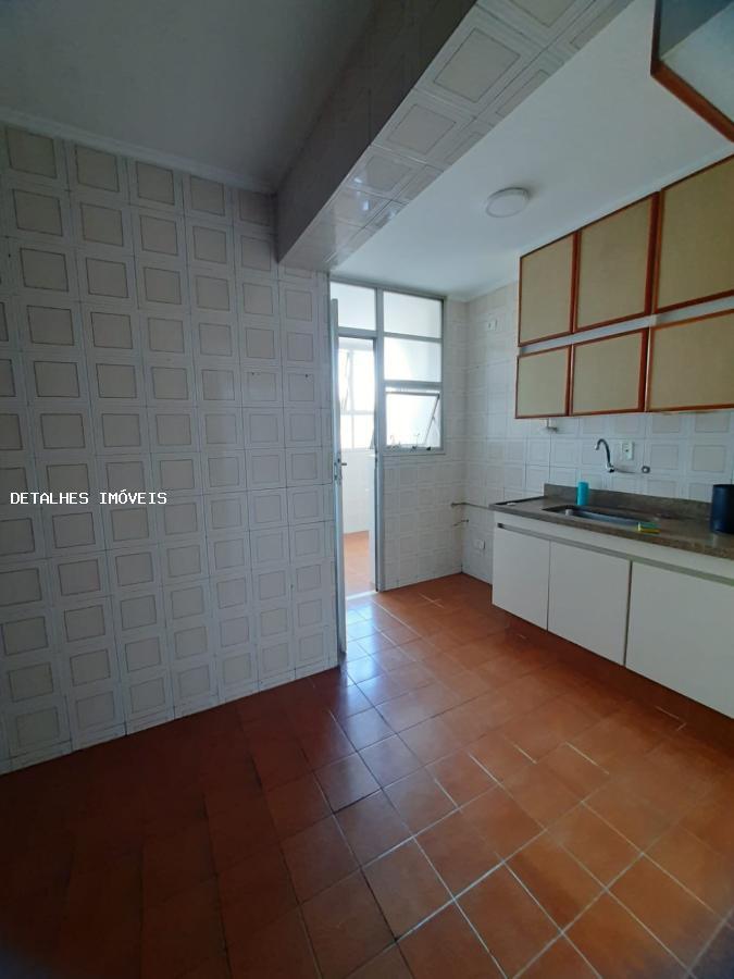 Apartamento à venda com 3 quartos, 82m² - Foto 9