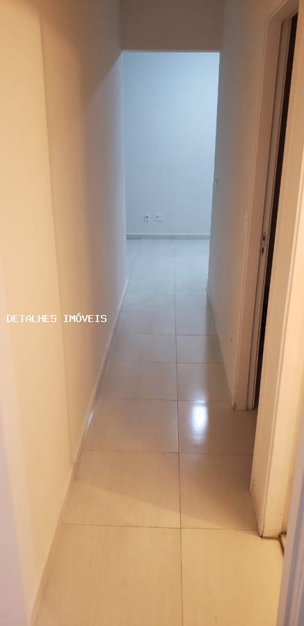 Apartamento para alugar com 2 quartos, 58m² - Foto 3