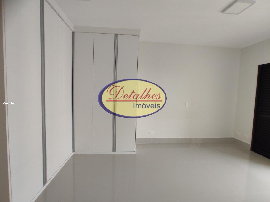 Apartamento à venda com 4 quartos, 157m² - Foto 6