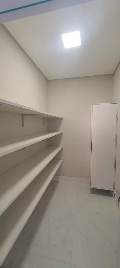 Casa para alugar com 5 quartos, 430m² - Foto 15