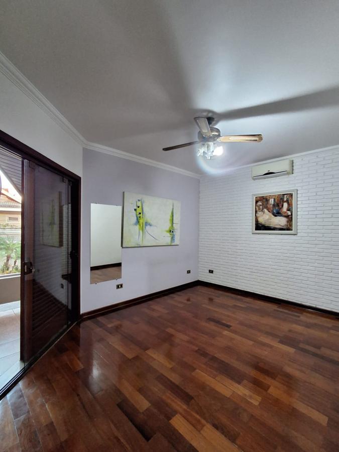 Casa para alugar com 3 quartos, 280m² - Foto 24