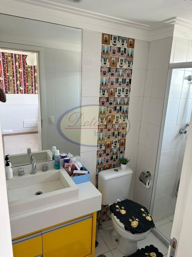 Apartamento à venda com 3 quartos, 182m² - Foto 9