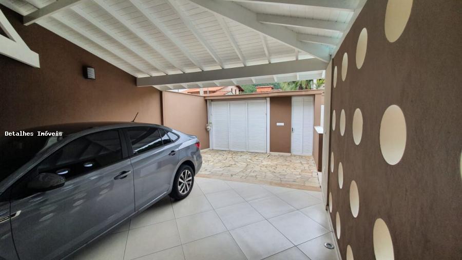 Casa à venda com 3 quartos, 400m² - Foto 11