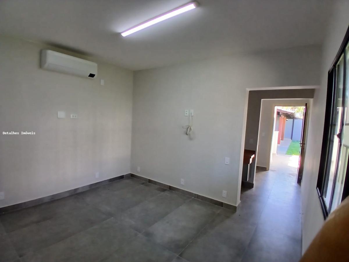 Casa para alugar com 2 quartos, 763m² - Foto 11