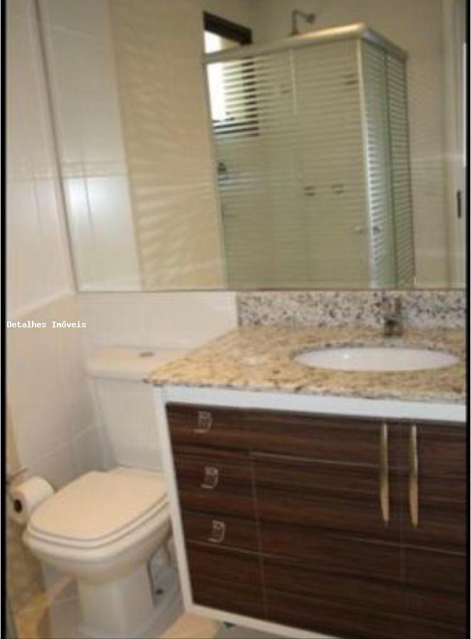 Apartamento para alugar com 3 quartos, 220m² - Foto 24