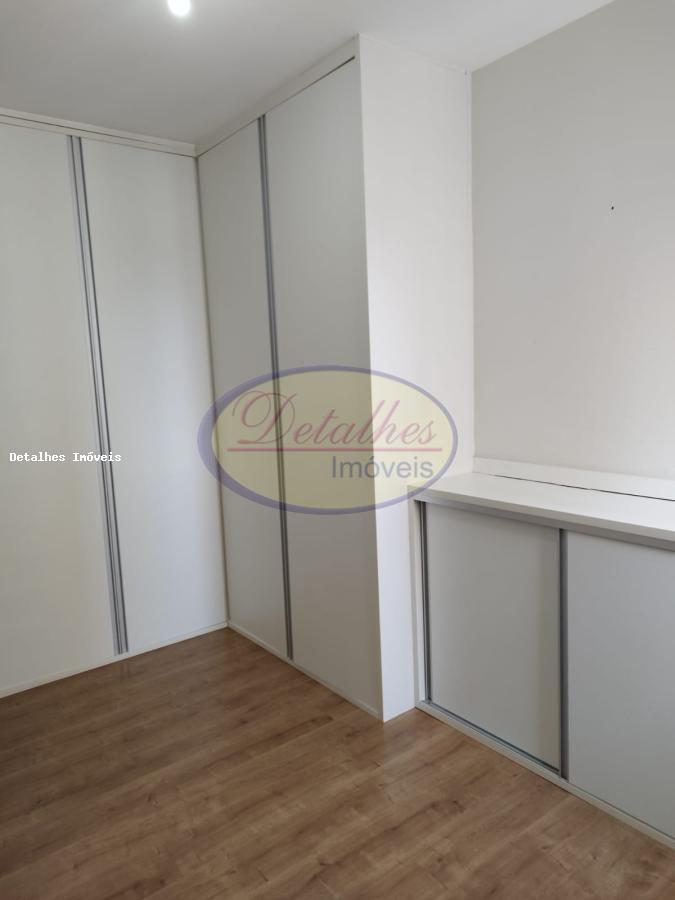 Apartamento à venda com 2 quartos, 75m² - Foto 9