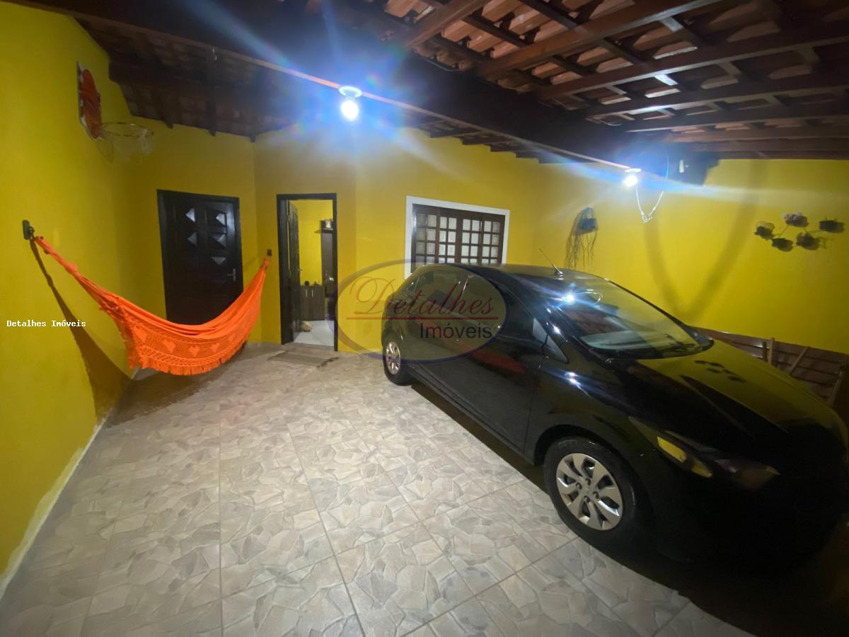 Casa à venda com 3 quartos, 79m² - Foto 13