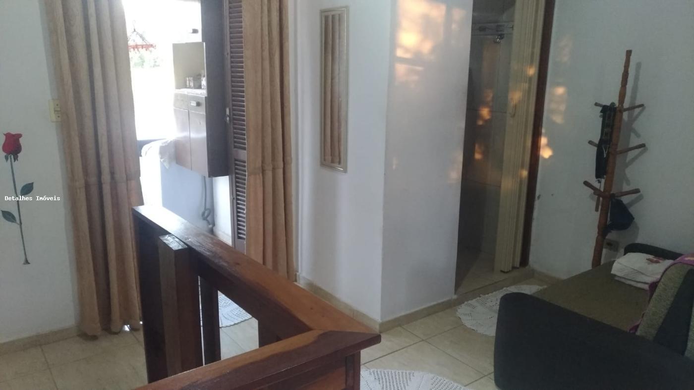 Casa à venda com 2 quartos, 210m² - Foto 16