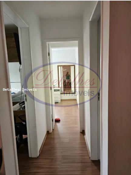 Apartamento à venda com 2 quartos, 55m² - Foto 11