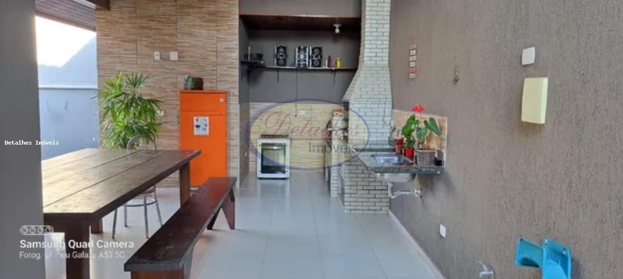 Casa de Condomínio à venda com 4 quartos, 207m² - Foto 13