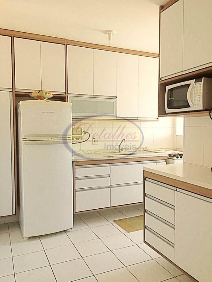 Apartamento à venda com 3 quartos, 82m² - Foto 8