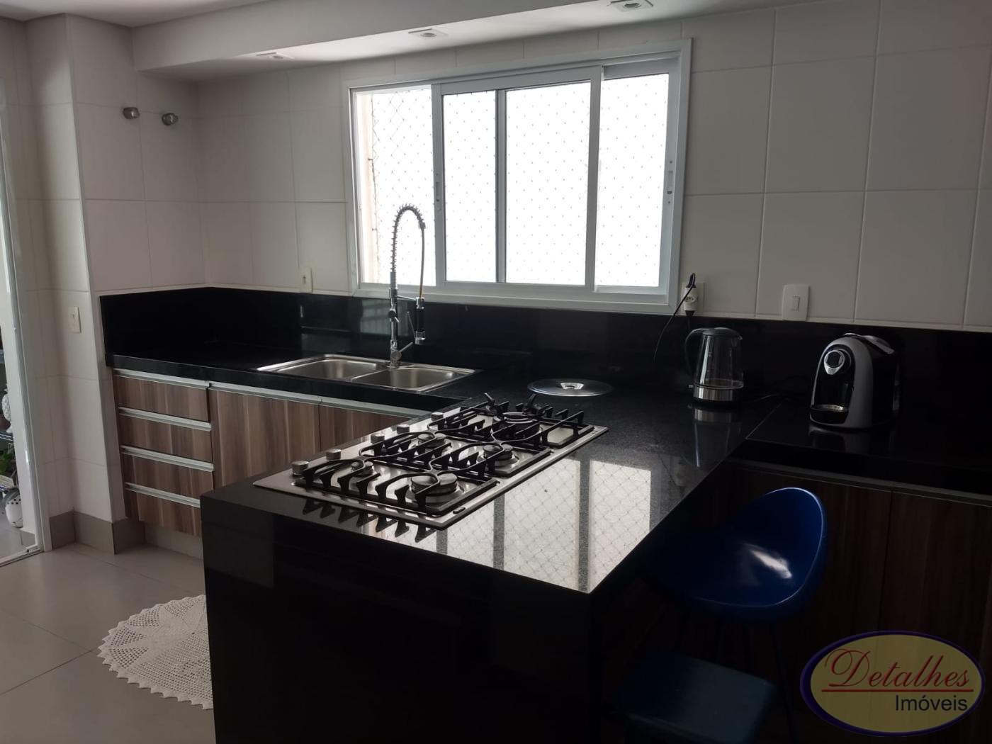 Apartamento à venda com 3 quartos, 167m² - Foto 6