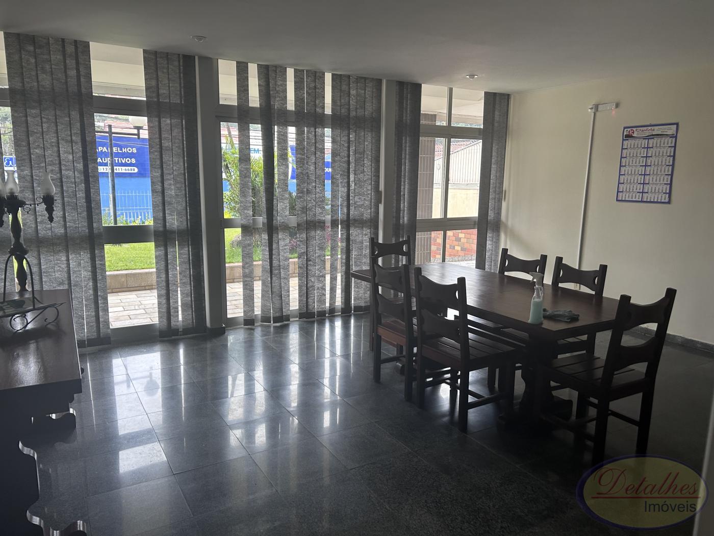 Apartamento à venda com 3 quartos, 83m² - Foto 4