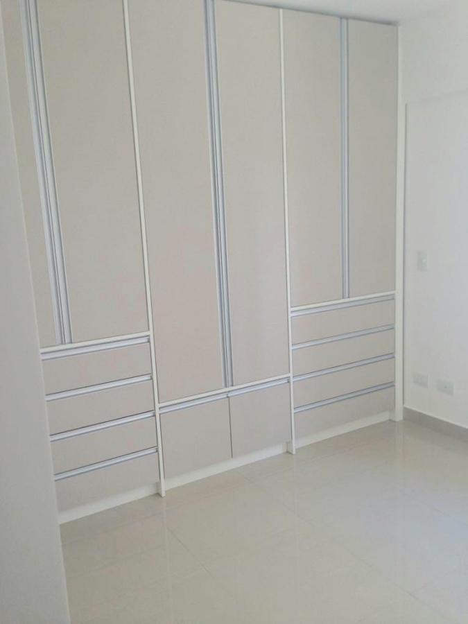 Apartamento para alugar com 2 quartos, 80m² - Foto 8