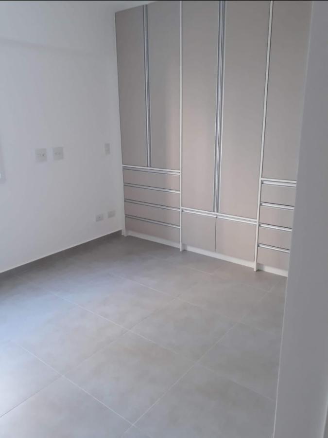 Apartamento para alugar com 2 quartos, 80m² - Foto 9