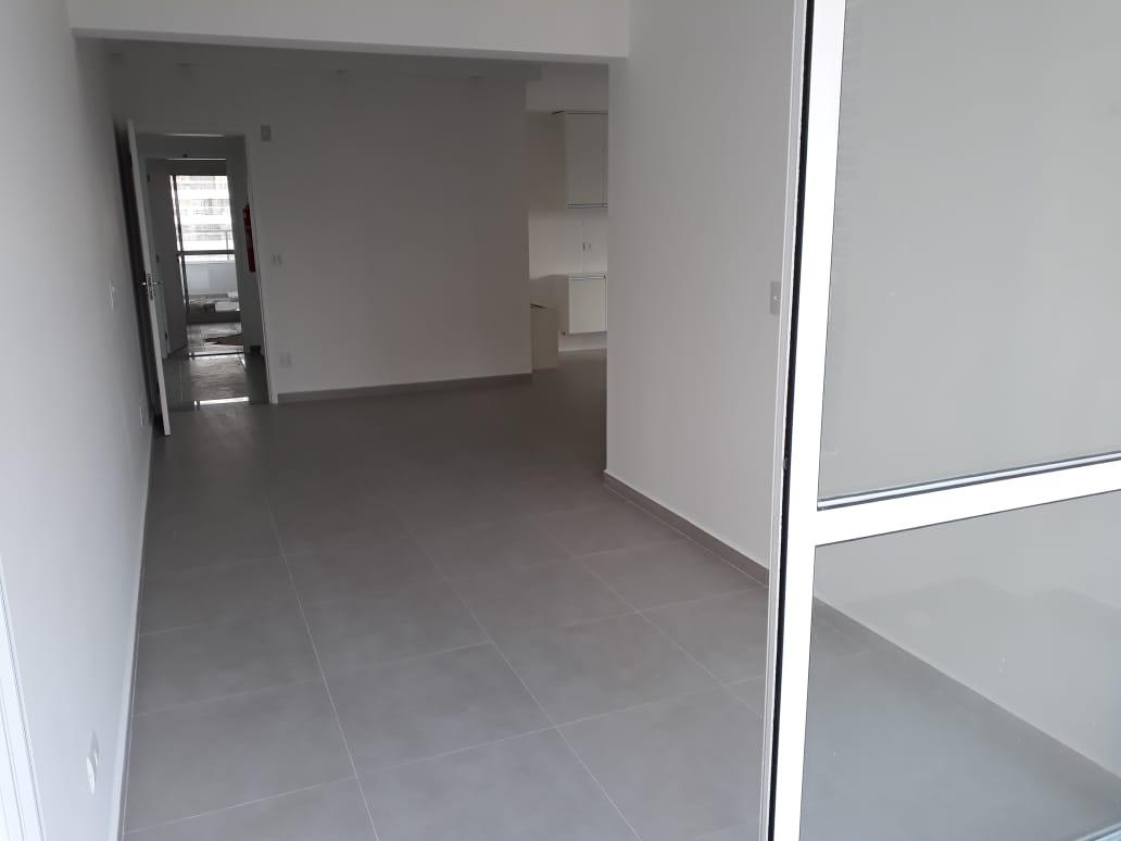 Apartamento para alugar com 2 quartos, 80m² - Foto 3