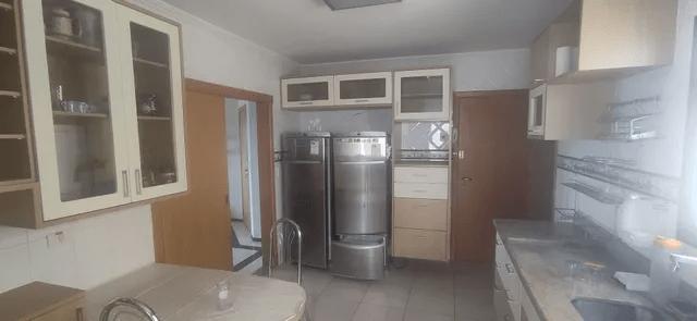 Apartamento para alugar com 4 quartos, 124m² - Foto 9