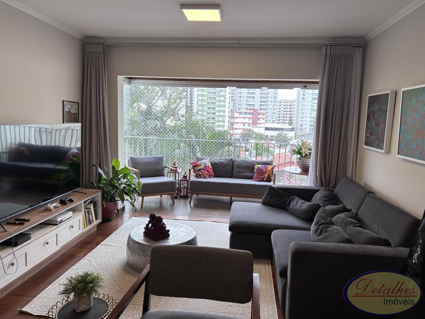 Apartamento à venda com 4 quartos, 166m² - Foto 4