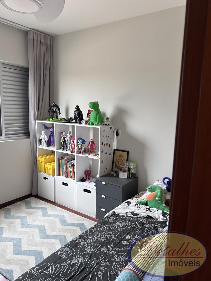 Apartamento à venda com 4 quartos, 166m² - Foto 18