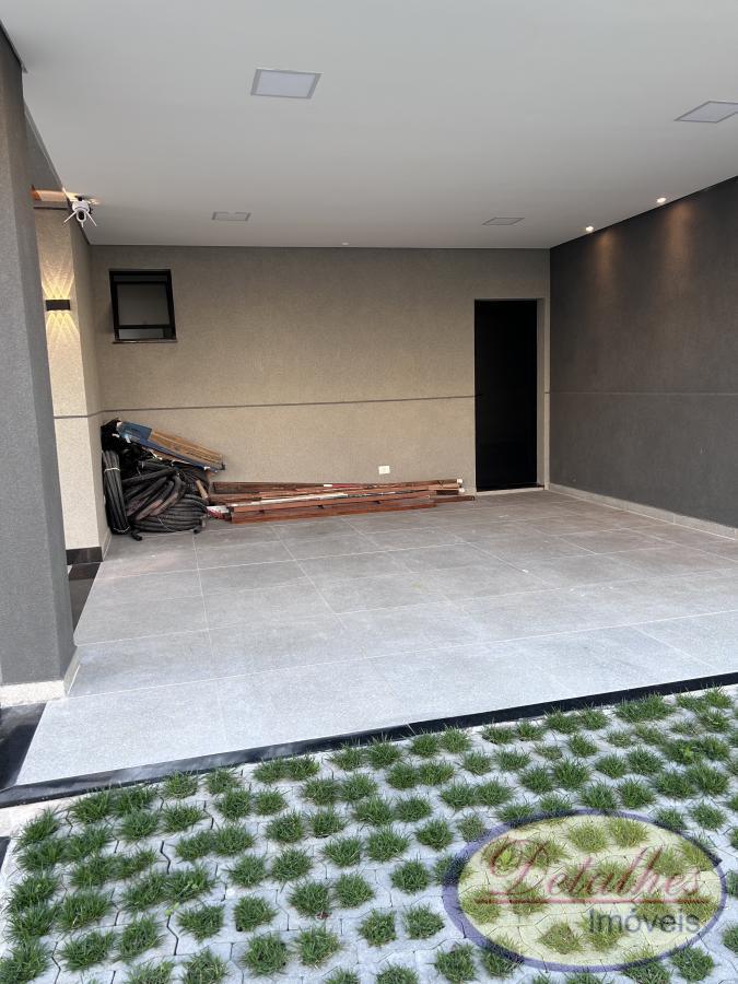 Casa de Condomínio à venda com 3 quartos, 180m² - Foto 1