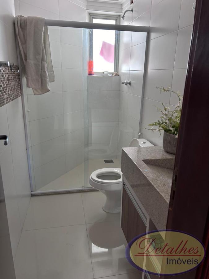 Apartamento à venda com 3 quartos, 97m² - Foto 11