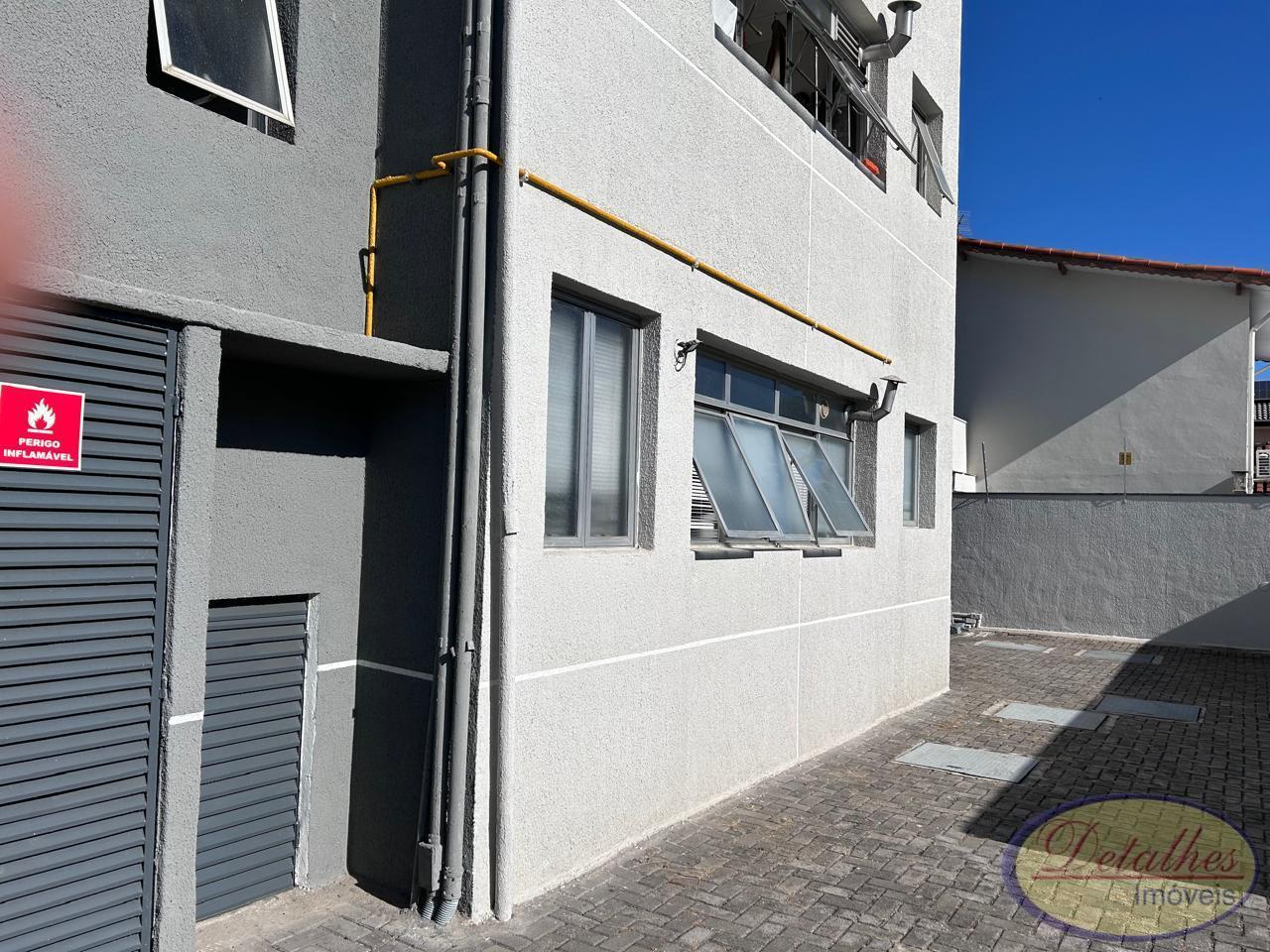 Apartamento à venda com 3 quartos, 97m² - Foto 17