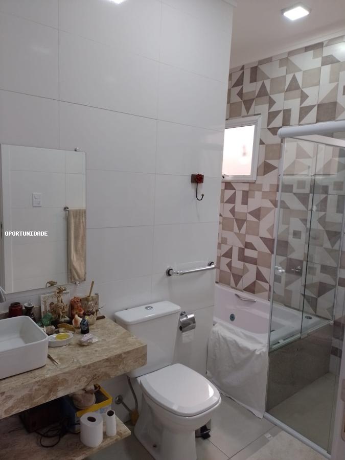 Casa à venda com 3 quartos, 400m² - Foto 45