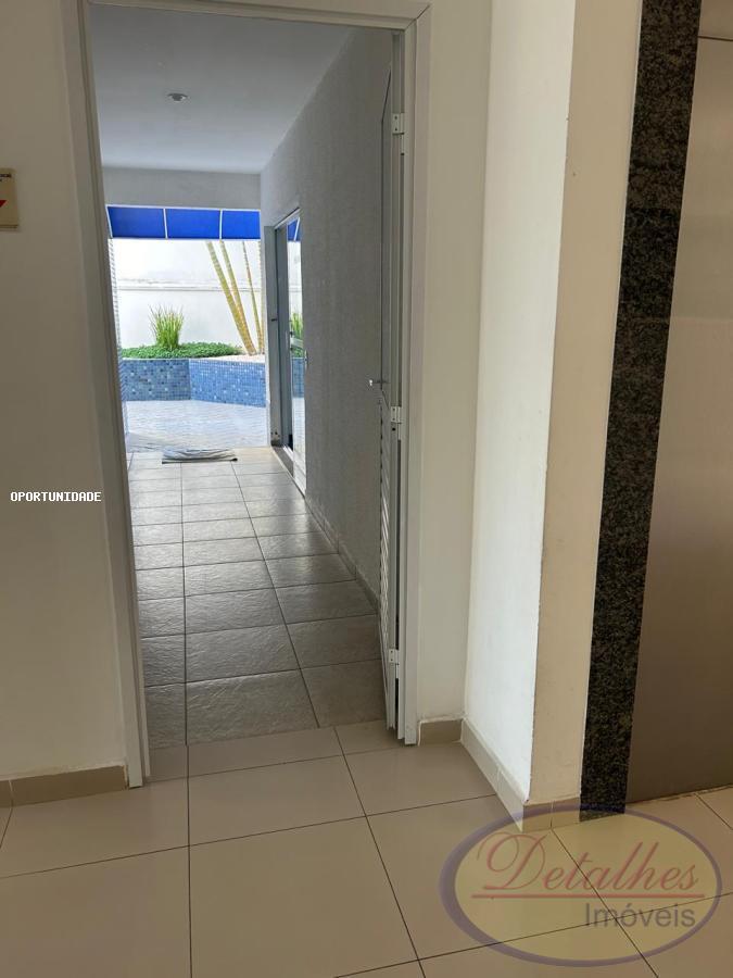 Apartamento à venda com 2 quartos, 68m² - Foto 4